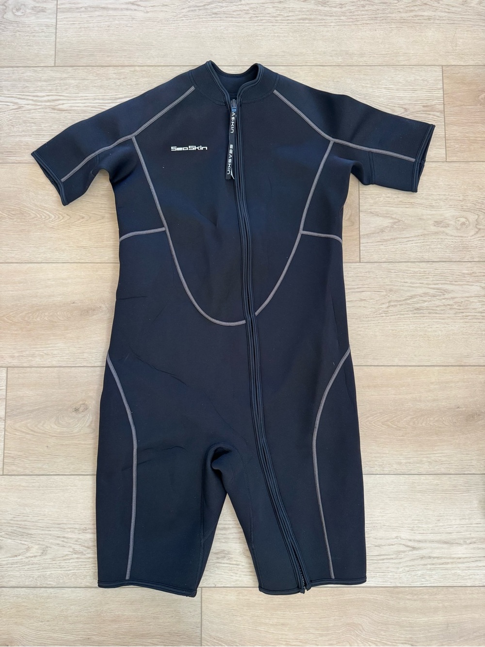 SeaSkin 3XL Black Neoprene Shorty Wetsuit Front Zip